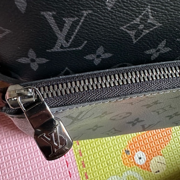 Louis Vuitton Trio Messenger - Picture 4 of 7